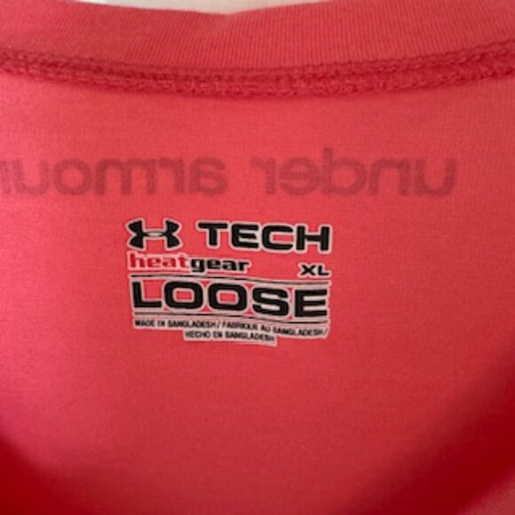 NWT Women's Under Armour Loose Fit Wounded Warrior Project Top, Salmon, XL - Picture 2 of 6